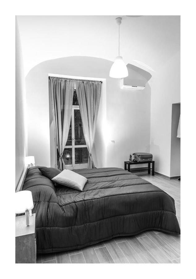 Apartamento Centro Storico Napoletano Nápoles Exterior foto