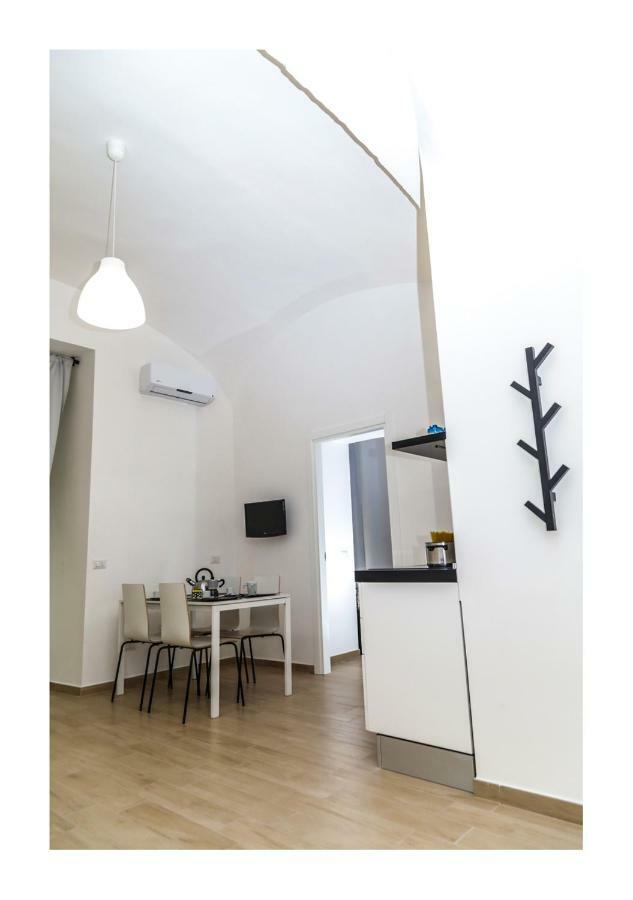 Apartamento Centro Storico Napoletano Nápoles Exterior foto
